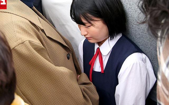 【連射電車】小柄少女を独占凌辱する変態男…精子尽きるまで生ハメ絶頂ラッシュ！