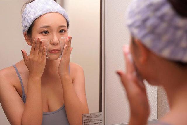 【莉々はるか】大雨で同僚宅お泊り不倫…びしょ濡れ巨乳に理性崩壊！朝まで連続中出しの禁断関係！