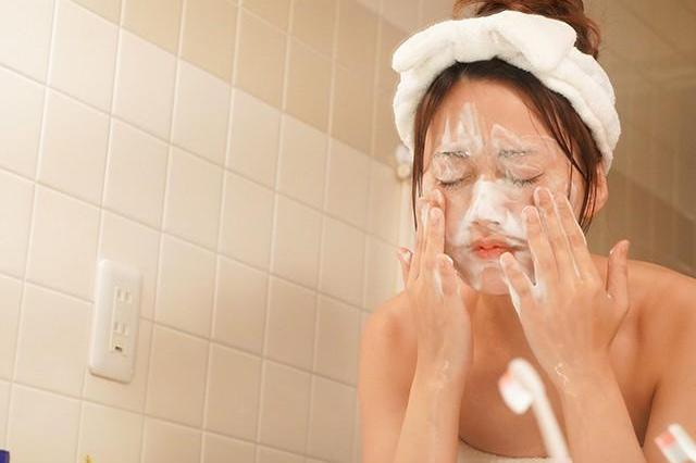 【希島あいり】アタオカ陰キャにえぐられるお姉さん…下劣を極めた無慈悲な快楽をぶち込まれてガクブル絶頂アクメ！