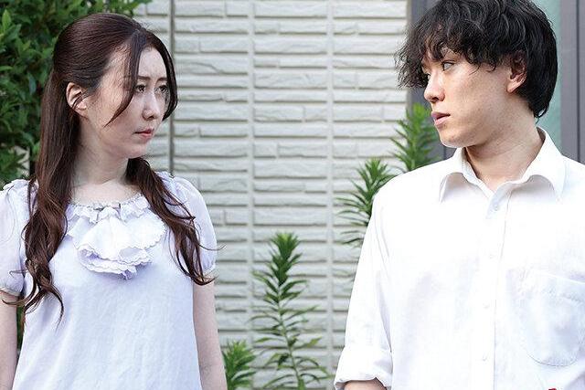 【花井ゆり】心閉ざす息子の自慰目撃で包丁脅迫犯され…義母の体が玩具化し快楽地獄に堕ちる禁断近親相姦♡