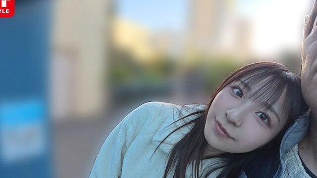 【新木希空】おじさんとのお泊りデートで甘えまくり…ベロチュー＆ねっとり絡み合い！中出しセックスで最高の性交♡